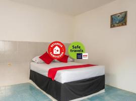 OYO Mar Inn，位于德尔奇亚港的酒店