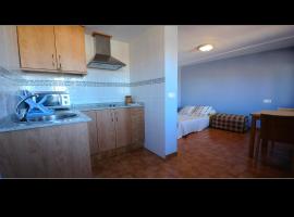 Apartamentos Rurales San Juan，位于Castellnovo的乡间豪华旅馆