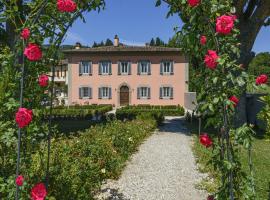 Villa Agnolaccio Residenza d'Epoca，位于皮斯托亚的住宿加早餐旅馆