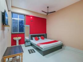 OYO 70189 Hotel Royal Celebration，位于Rāmgarh的酒店