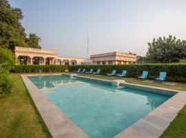 Tree of Life Resort & Spa Varanasi，位于瓦拉纳西的酒店