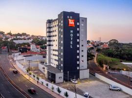 Ibis Americana，位于亚美利加纳的酒店