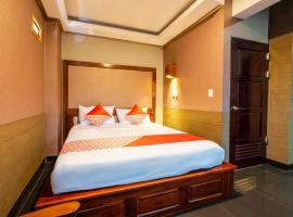 Capital O 2622 Hotel Karasak Santun，位于万隆的酒店