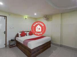 OYO 71485 Vedanta - Van Hotel & Resorts，位于克久拉霍的酒店