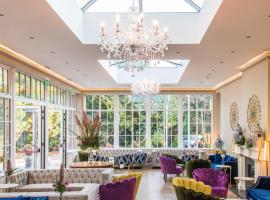 Cork's Vienna Woods Hotel & Villas，位于科克的酒店