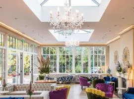 Cork's Vienna Woods Hotel & Villas