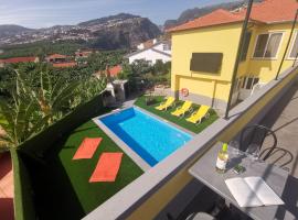 CASA DOS AVÓS Apartments with Pool in Funchal，位于丰沙尔的酒店