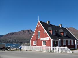Hotel Disko Island，位于Qeqertarsuaq的酒店