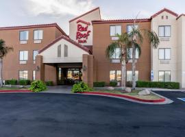 Red Roof Inn Phoenix North - I-17 at Bell Rd，位于凤凰城的酒店