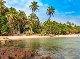 Koh Mak White Sand Beach，位于麦岛警察局附近的酒店