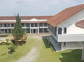 Hotel Puspa Sari RedPartner，位于梳邦再也的酒店