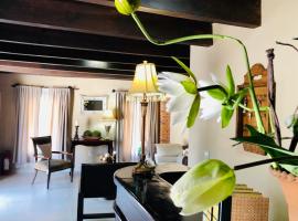 Hotel Carretas by Rotamundos，位于加尔潘的酒店