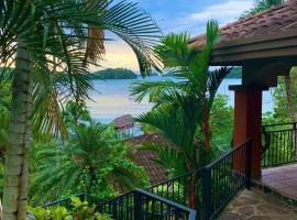 Seagull Cove Resort，位于博卡奇卡的酒店