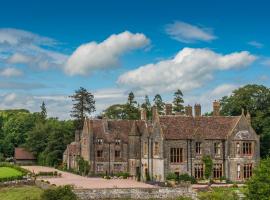 Huntsham Court，位于Huntsham的酒店