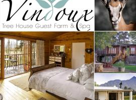 Vindoux Tree House Guest Farm & Spa，位于塔尔巴赫的酒店