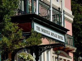 Norfolk Royale Hotel，位于伯恩茅斯的酒店