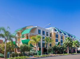 Holiday Inn Oceanside Marina Camp Pendleton by IHG，位于奥欣赛德的酒店
