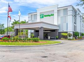 Holiday Inn - St. Petersburg West, an IHG Hotel，位于圣彼得堡的酒店