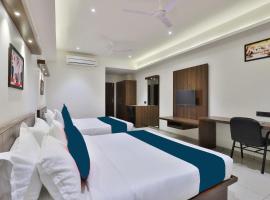 Hotel Sparsh Inn - Chandkheda，位于艾哈迈达巴德Indian Institute of Technology Gandhinagar附近的酒店