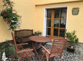 Am Brunnen Merkendorf，位于措伊伦罗达的酒店