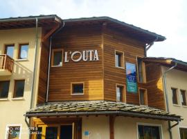 L'Outa Hotel Restaurant，位于泰尔米尼翁的酒店