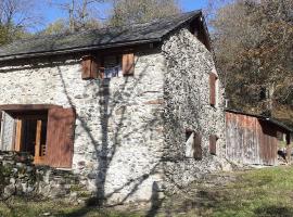 Grange ancienne aménagée，位于Rabat-les-Trois-Seigneurs的度假屋