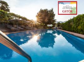 PALMENGARTEN Hotel Gstör，位于拉古多的酒店