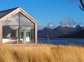 Steigen Lodge Sjøhytter，位于Engeløya的酒店