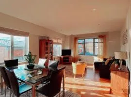 Apartment 11 Popeshead Court