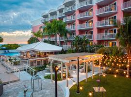 洛伊斯唐塞萨尔海滨别墅套房酒店 ，位于圣徒皮特海滩St Pete Beach - Long Key的酒店