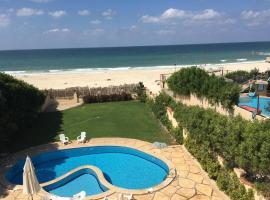 North Coast Villa sea view with private pool，位于亚历山大的酒店