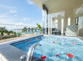 プール&サウナヴィラ美ら海本部