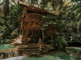 Treehouse de Valentine