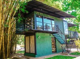 Mahameruwa leisure，位于Giriulla的酒店