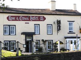 OYO Rose & Crown Hotel，位于Bainbridge的酒店