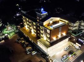 Cosmique Clarks Inn Suites Goa，位于马尔冈的酒店
