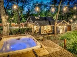Secluded Fenced Cottage W Dune Top Hot Tub Near Hiking Dog Friendly