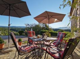 Jasmina Apartment，位于Hum的酒店