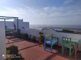 Araucaria rez de chaussée terrasse vue sur mer