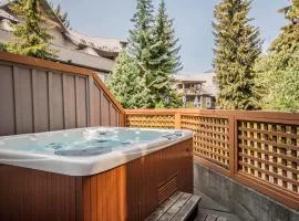 Amazing Location with PRIVATE Hot Tub by Harmony Whistler