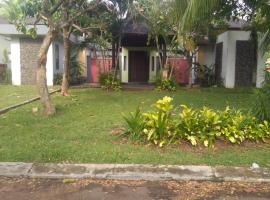 villa tanjung lesung，位于Perdana的酒店