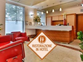 Hotel & Residence Torino Centro - Stazione Porta Susa，位于都灵圣保罗区的酒店