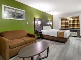 Quality Inn & Suites Longview I-20，位于朗维尤的酒店