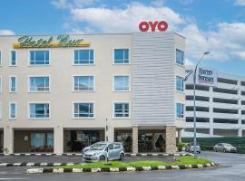 Super OYO 985 Hotel Nur，位于米里美里机场 - MYY附近的酒店