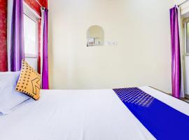 SPOT ON 76241 Ganga View Guest House，位于Garhmuktesar的酒店
