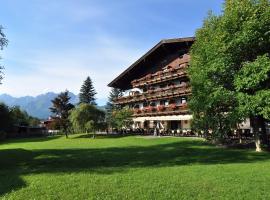 基茨比厄尔阿尔卑斯山国王酒店，位于蒂罗尔州奥伯恩多夫巴尔本兹格缆车附近的酒店