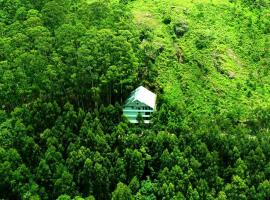 La Flora Spicewood,Munnar，位于钦纳卡纳的酒店