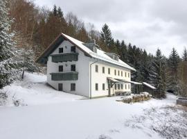 Holiday Home Kreuzbuche by Interhome，位于菲希塔赫的酒店