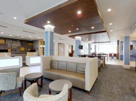 Holiday Inn Express & Suites - Chalmette - New Orleans S by IHG，位于查尔梅特的酒店