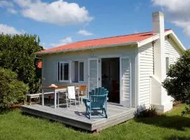 Tara at Tahi - cosy cottage surrounded by nature